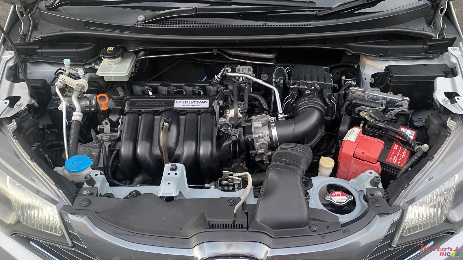 2015' Honda Fit Hybrid photo #7