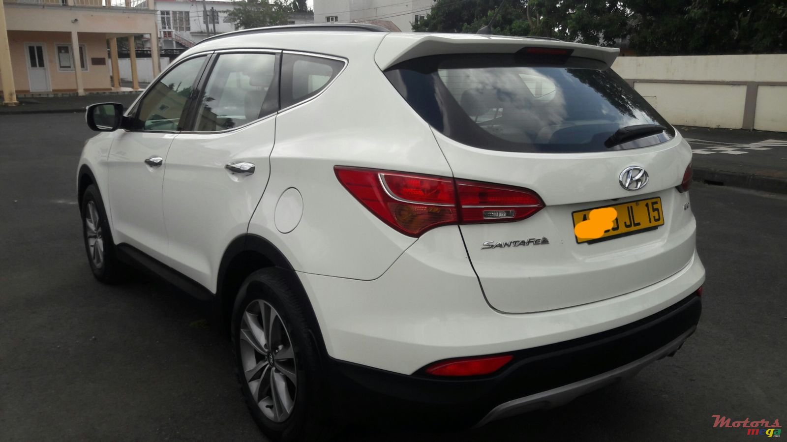 2015' Hyundai Santa Fe 2.2 l Turbo photo #3