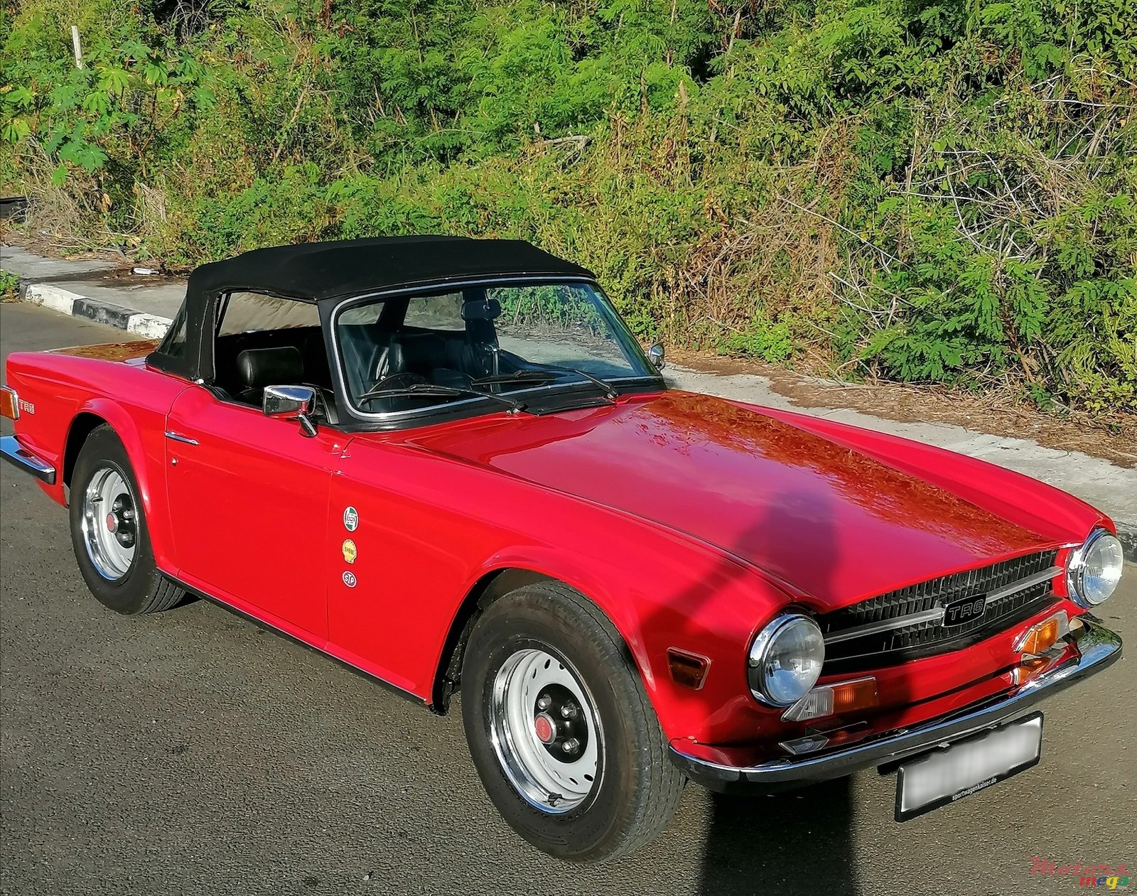 1973' Aston Martin Triumph TR 6 PI photo #2