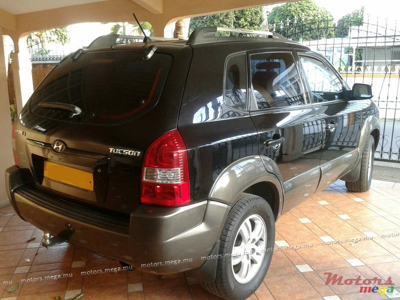 2006' Hyundai Tucson photo #1