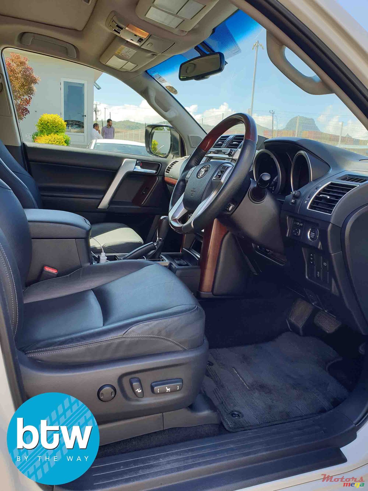 2016' Toyota Prado photo #7