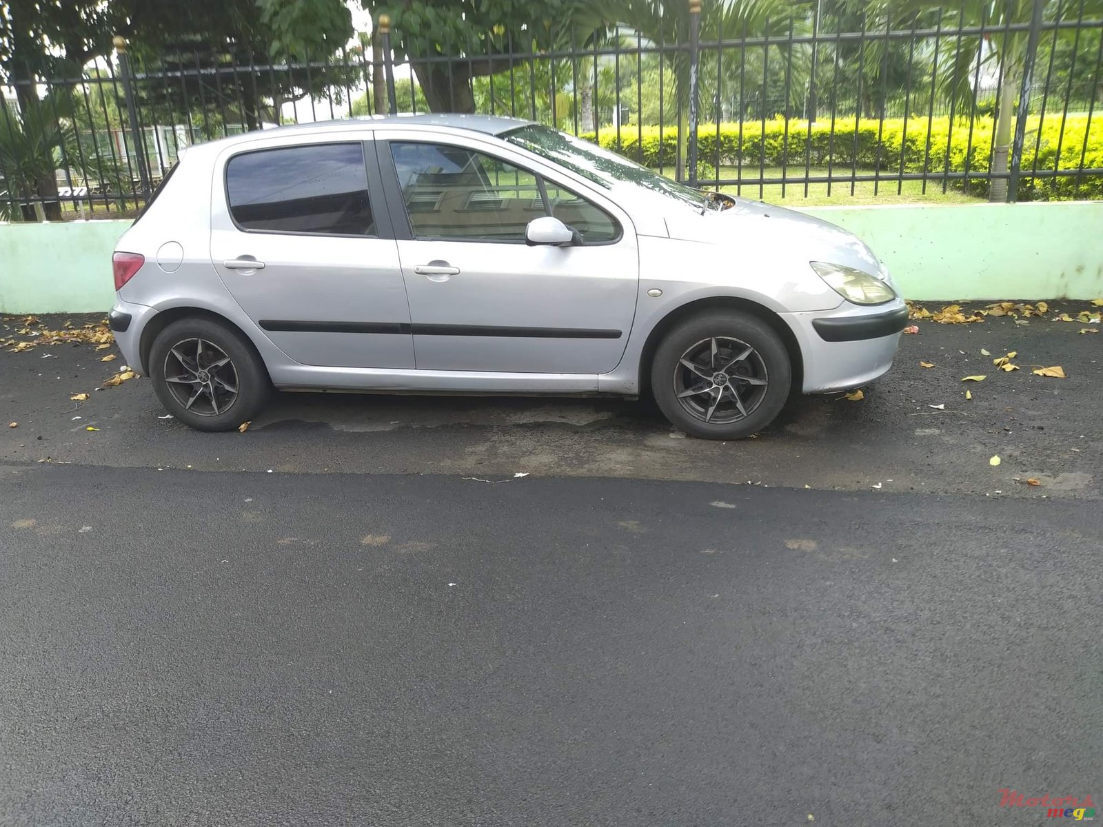 2003' Peugeot 307 photo #2