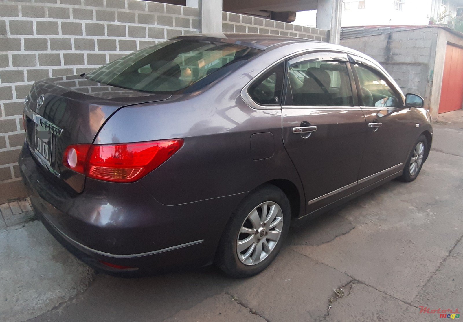 2008' Nissan Bluebird photo #3