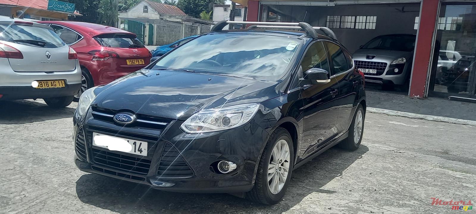 2014' Ford Focus photo #1