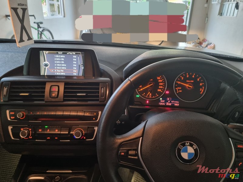 2014' BMW 1 Series 116i photo #5