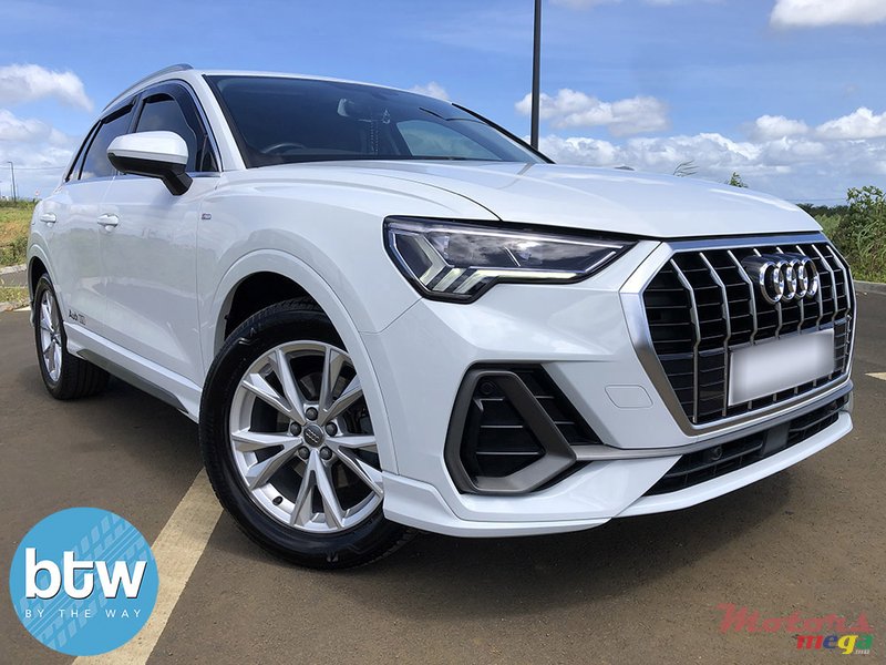 2020' Audi Q3 photo #1