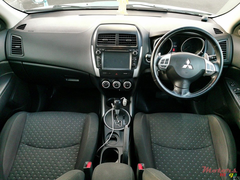 2010' Mitsubishi ASX RVR photo #5