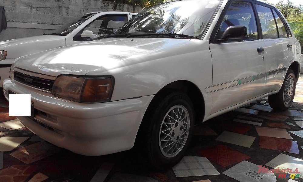 1991' Toyota Starlet soleil photo #1