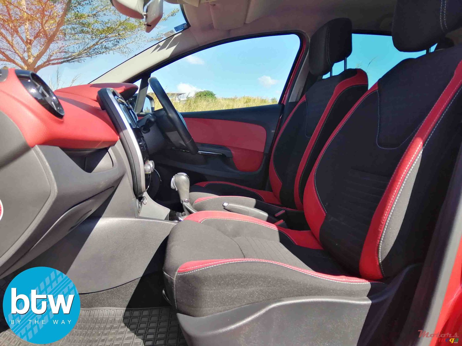 2016' Renault Clio 4 -120hp photo #4