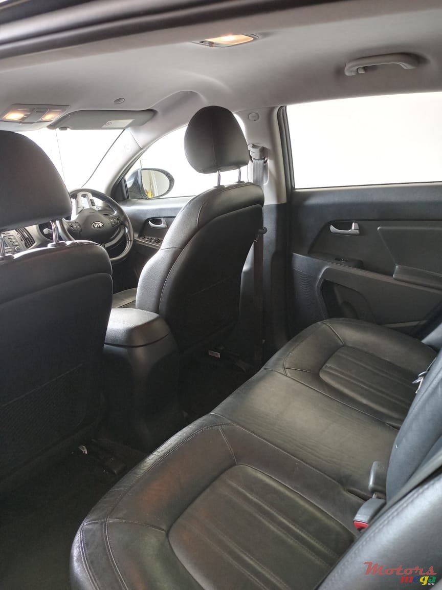 2013' Kia Sportage 2.0 turbo photo #6