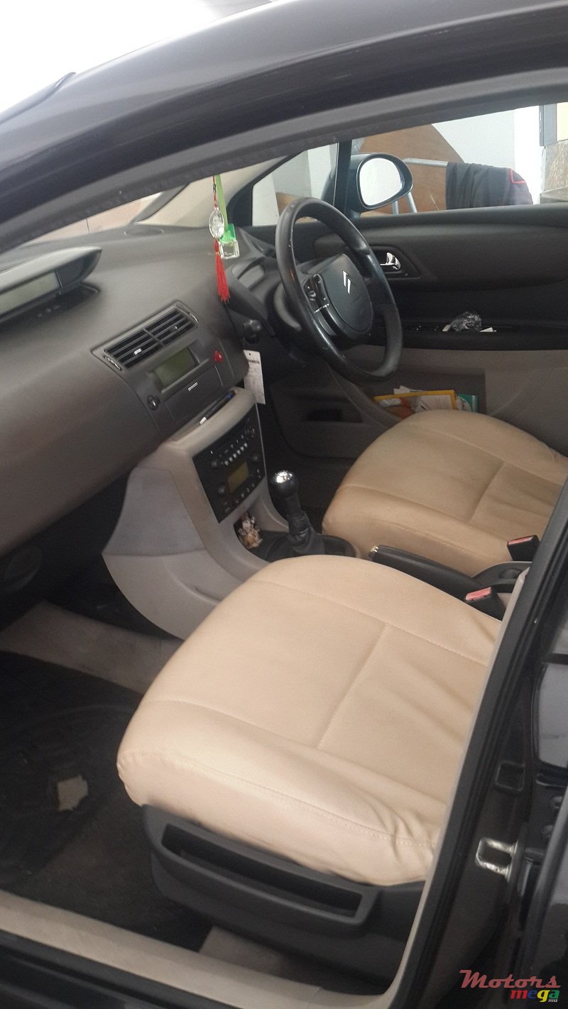 2006' Citroen C4 photo #5