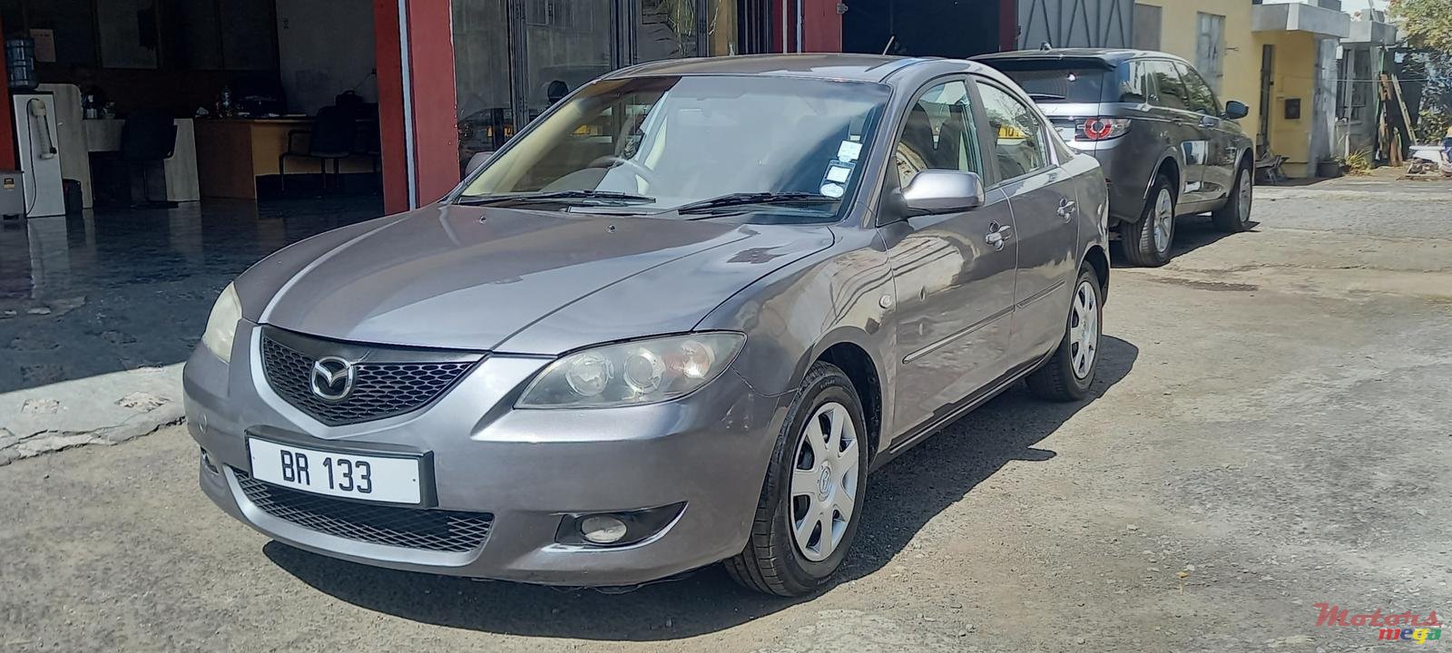 2005' Mazda 3 photo #1