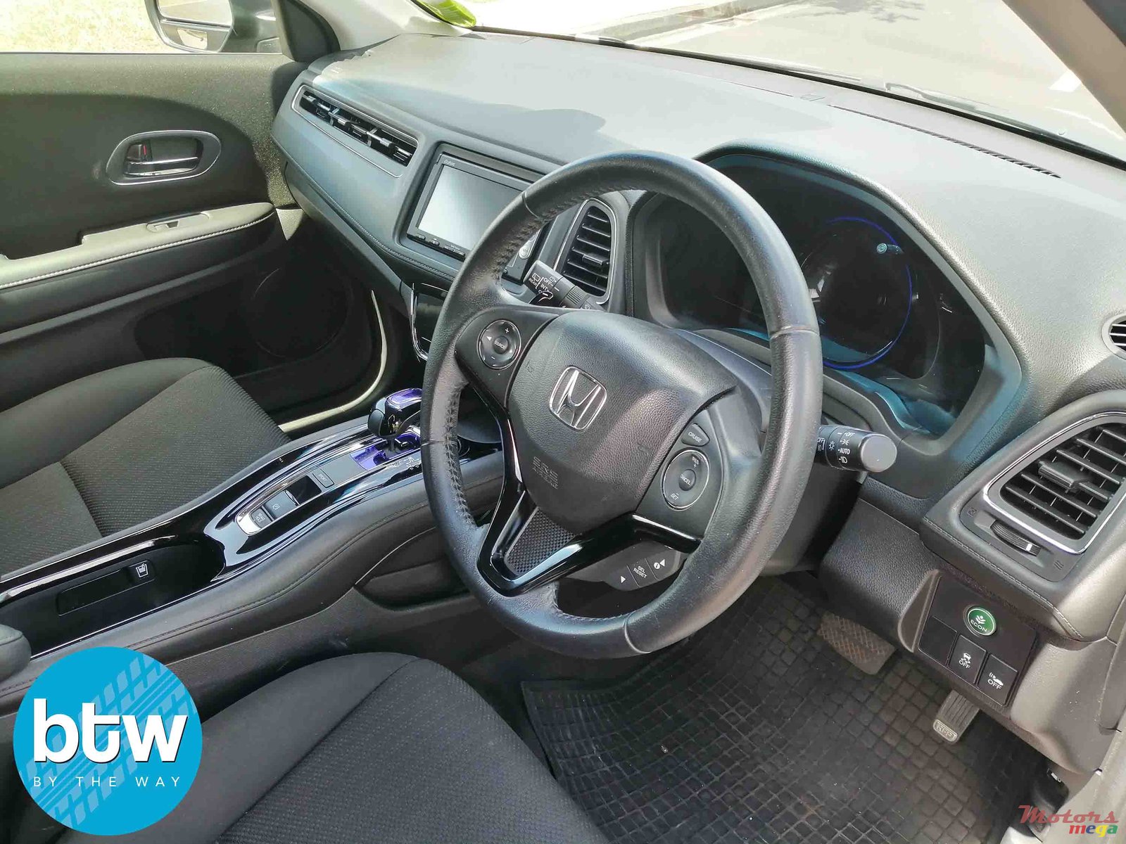 2015' Honda Vezel photo #5