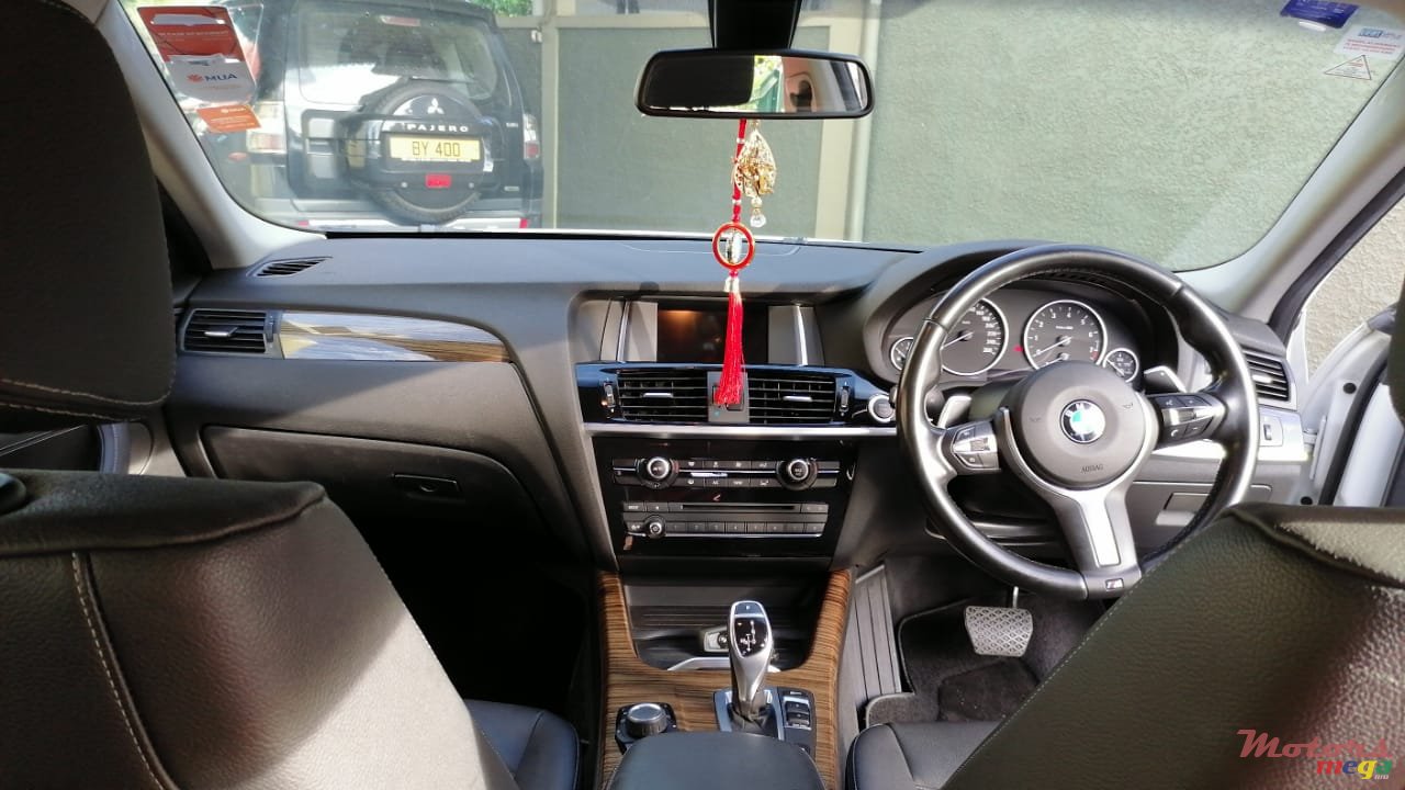 2017' BMW X4 photo #3