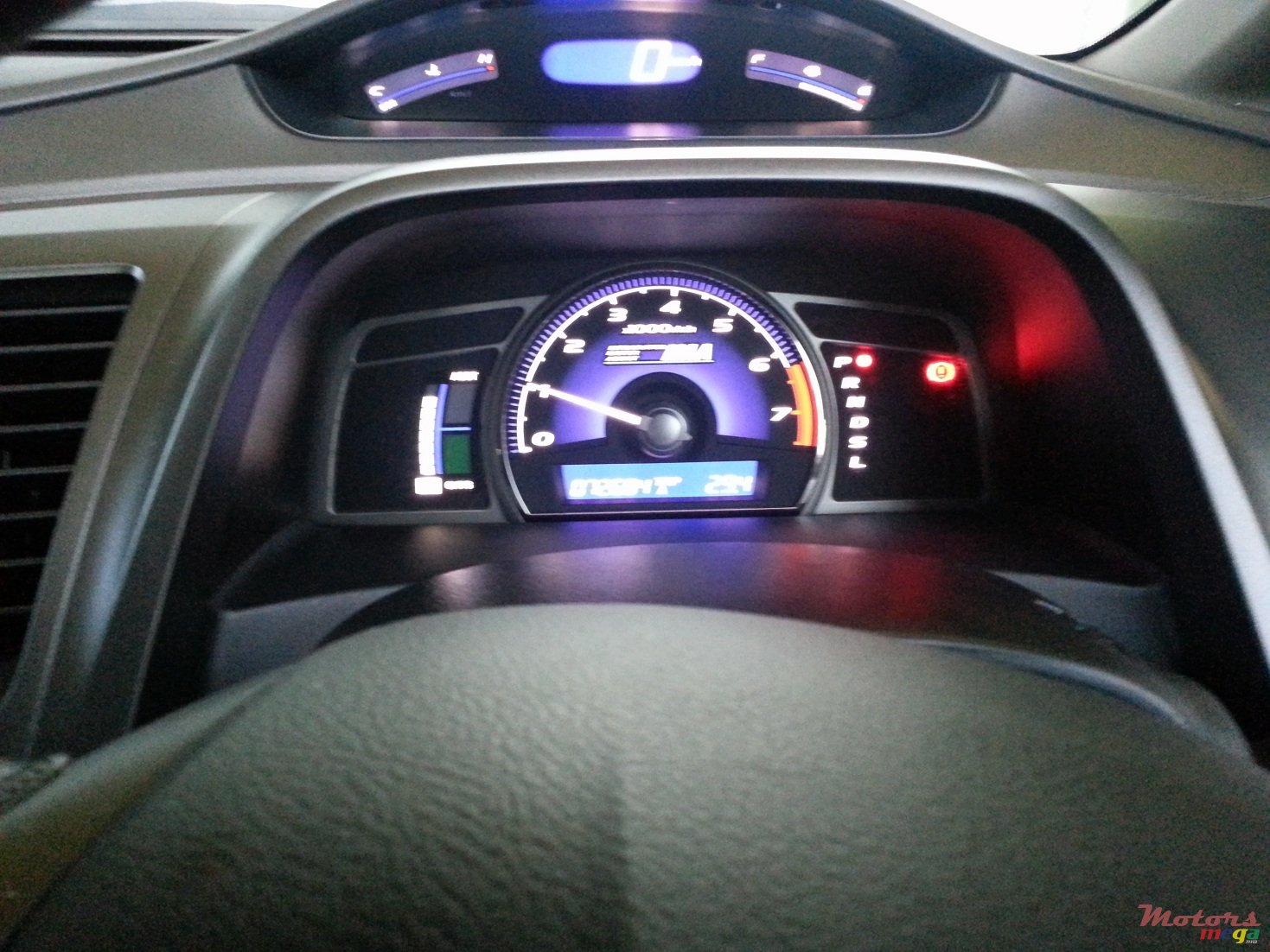 2010' Honda Civic hybrid photo #7