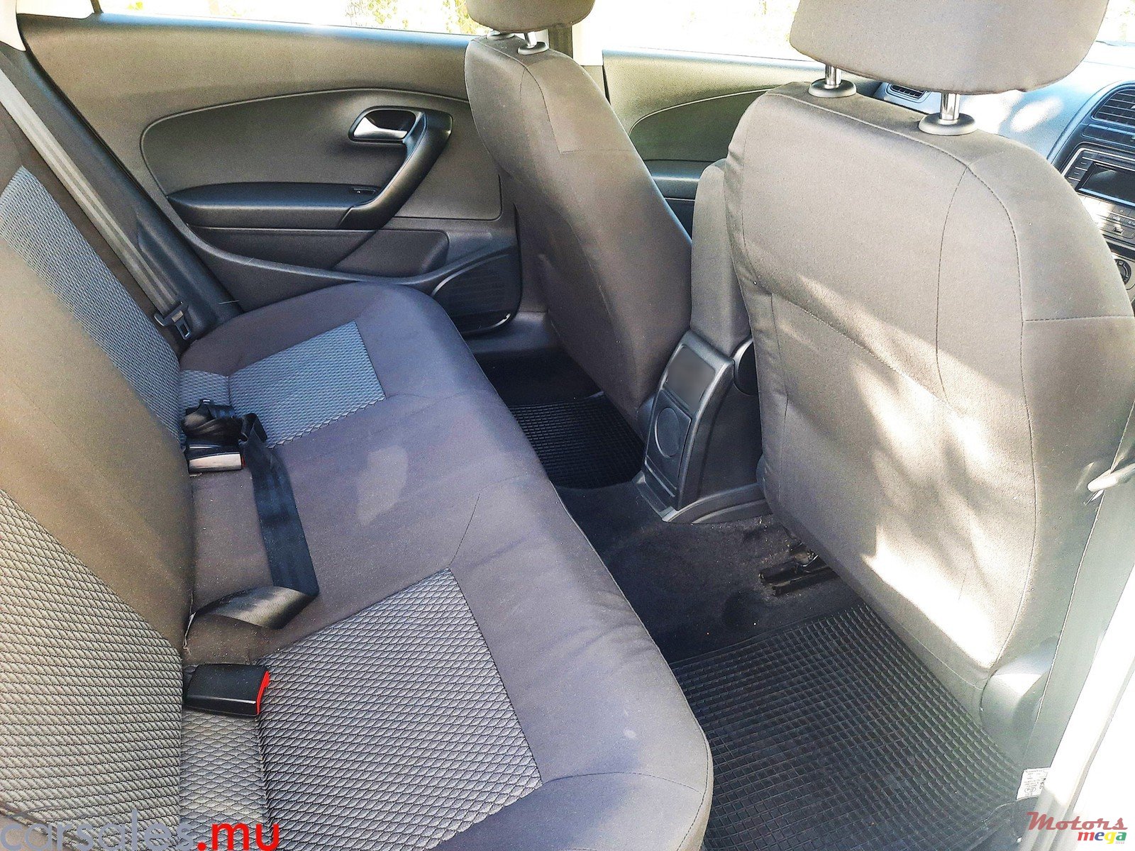 2017' Volkswagen Polo 1.4 Sedan photo #5