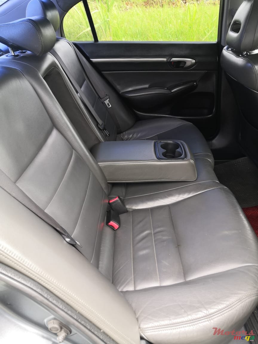 2010' Honda Civic VXI Automatic photo #3