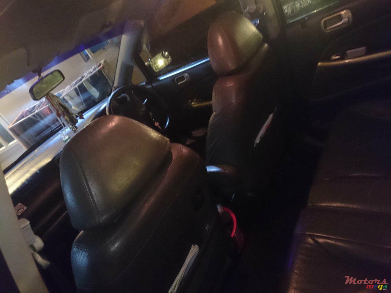 2002' Honda Stream photo #4