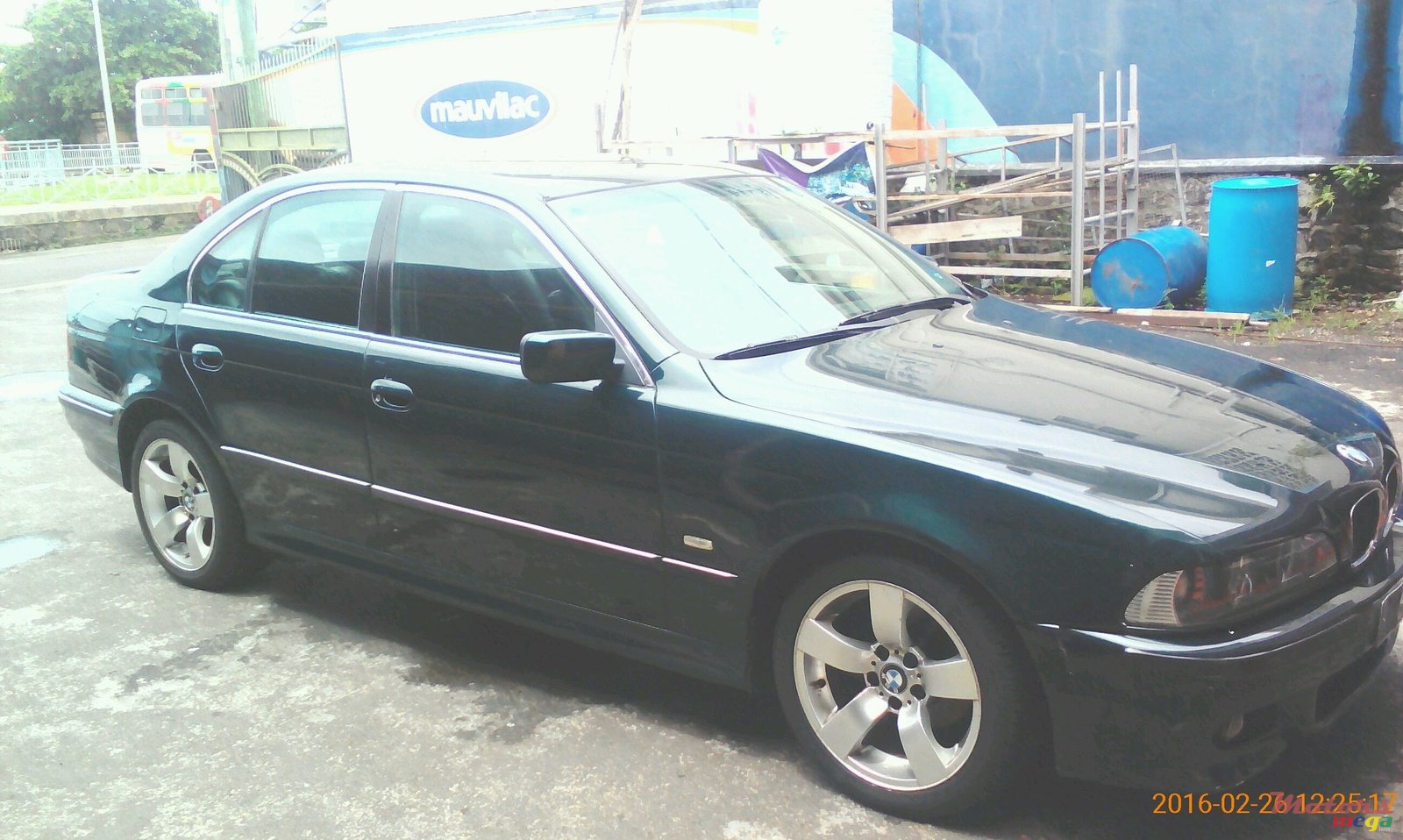 2000' BMW 520 photo #2