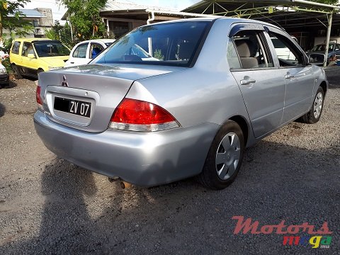 2007' Mitsubishi Lancer photo #6