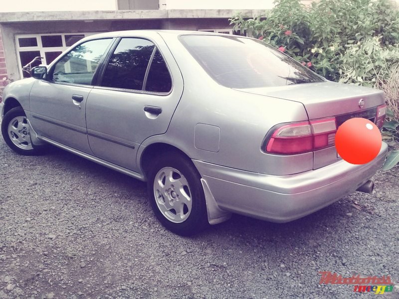 1999' Nissan Sunny photo #3