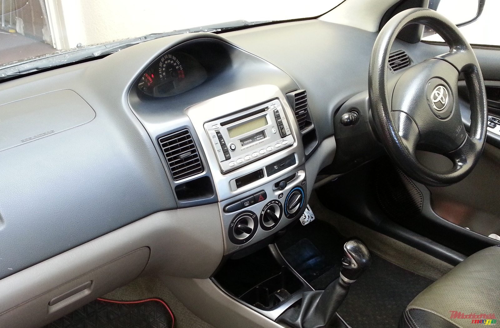 2005' Toyota VIOS photo #2