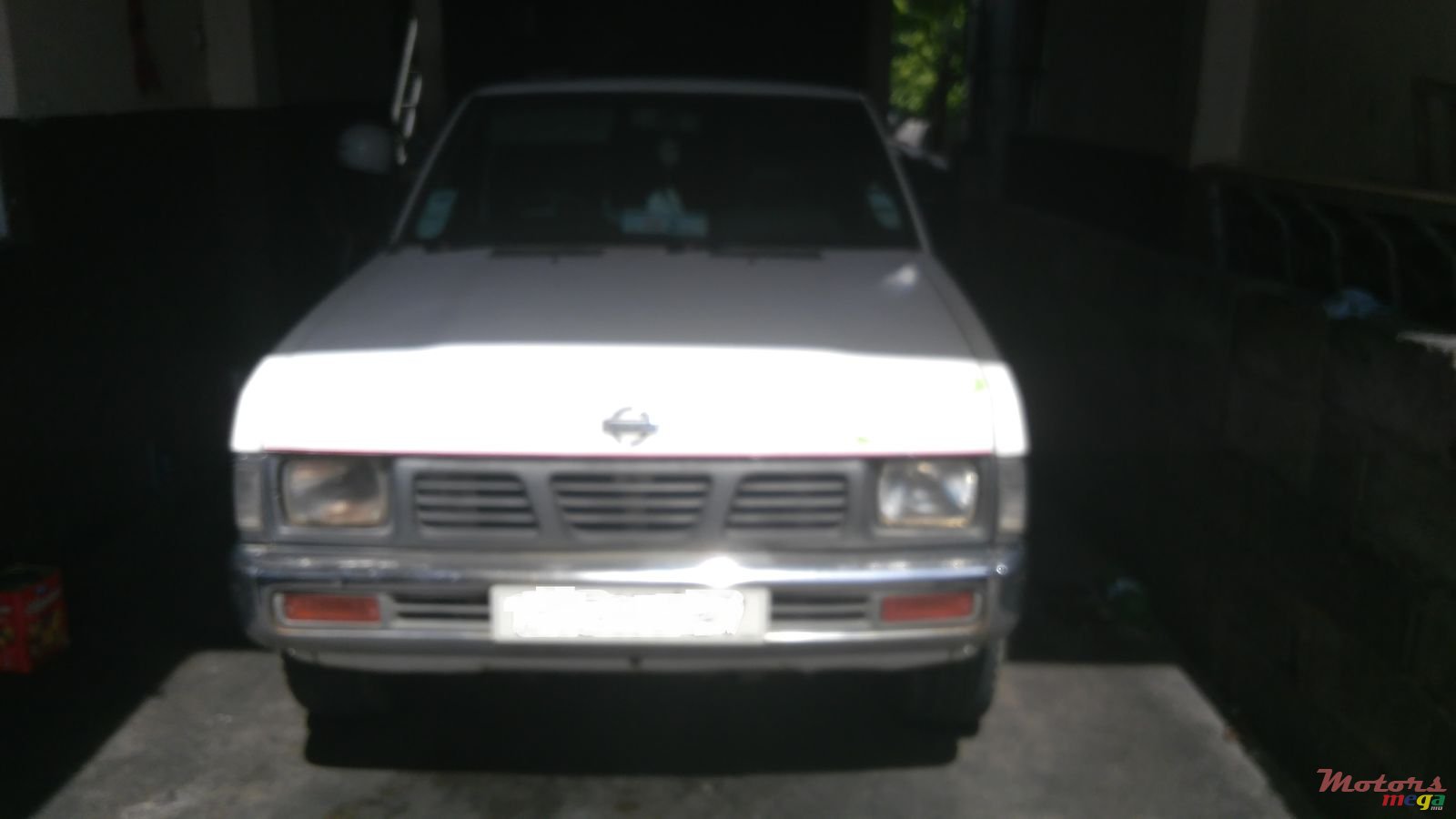 1997' Nissan Hardbody photo #1