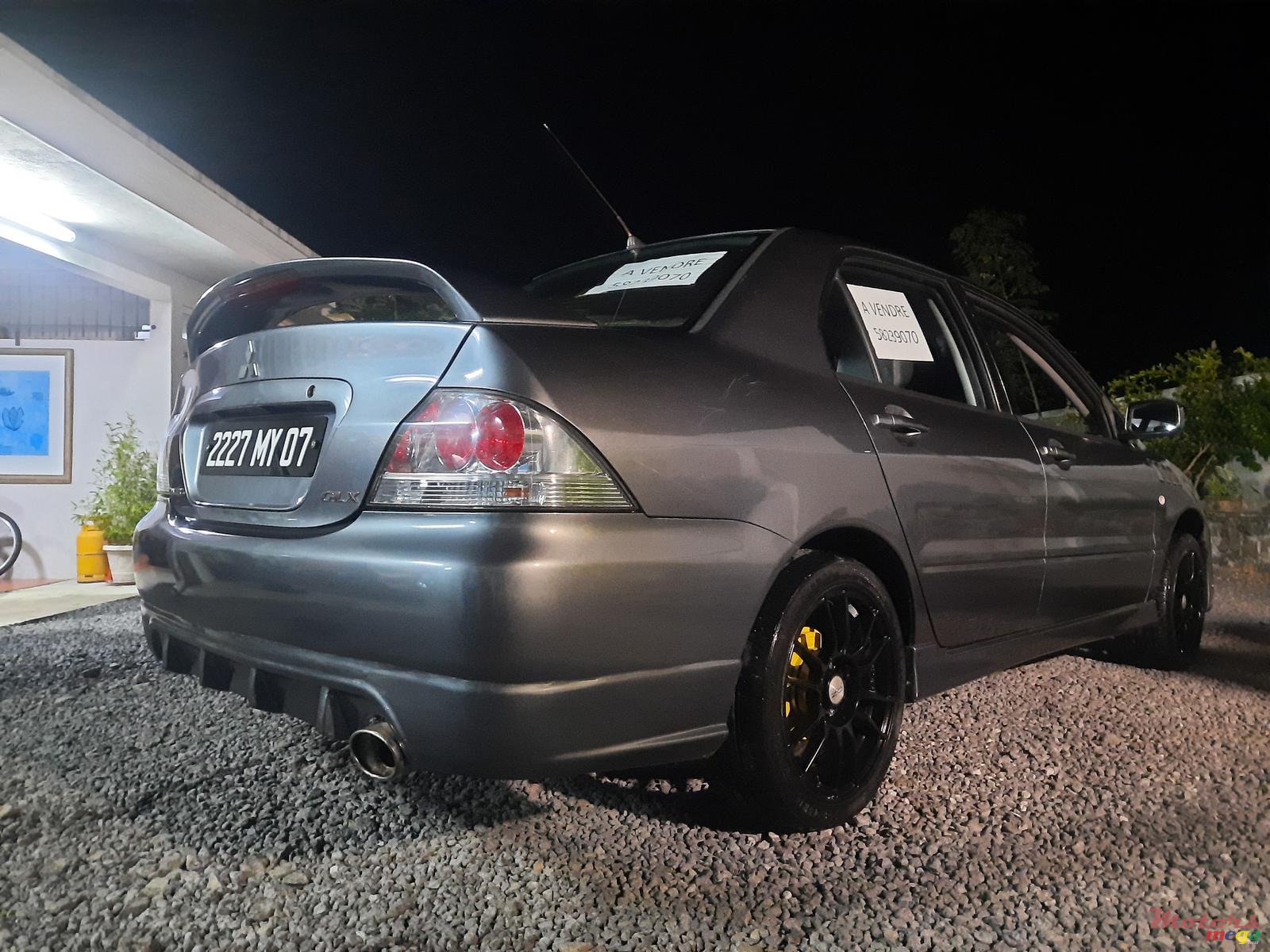 2007' Mitsubishi Lancer photo #6