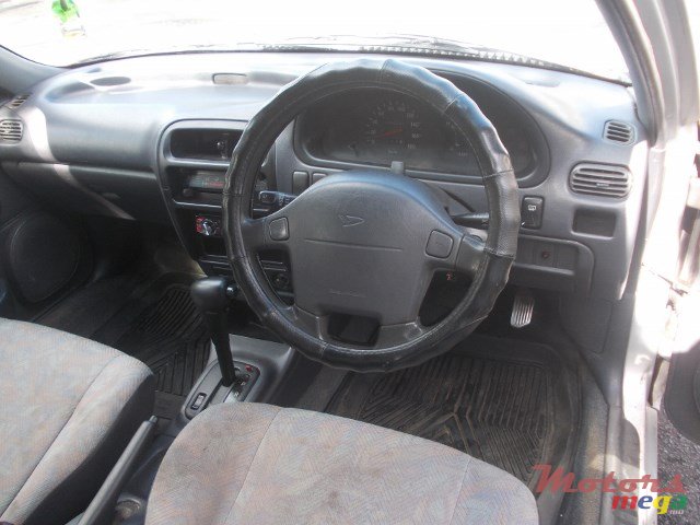 1997' Daihatsu Charade (Model Starlet) for sale. Vacoas-Phoenix, Mauritius