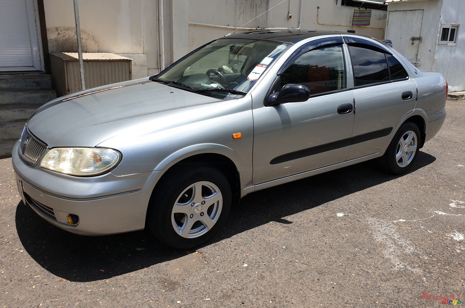 2008' Nissan Sunny photo #3