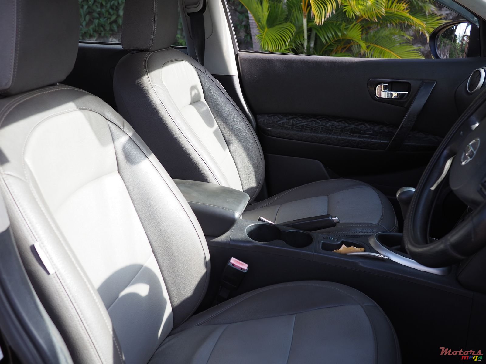 2011' Nissan Qashqai 1.6 photo #5