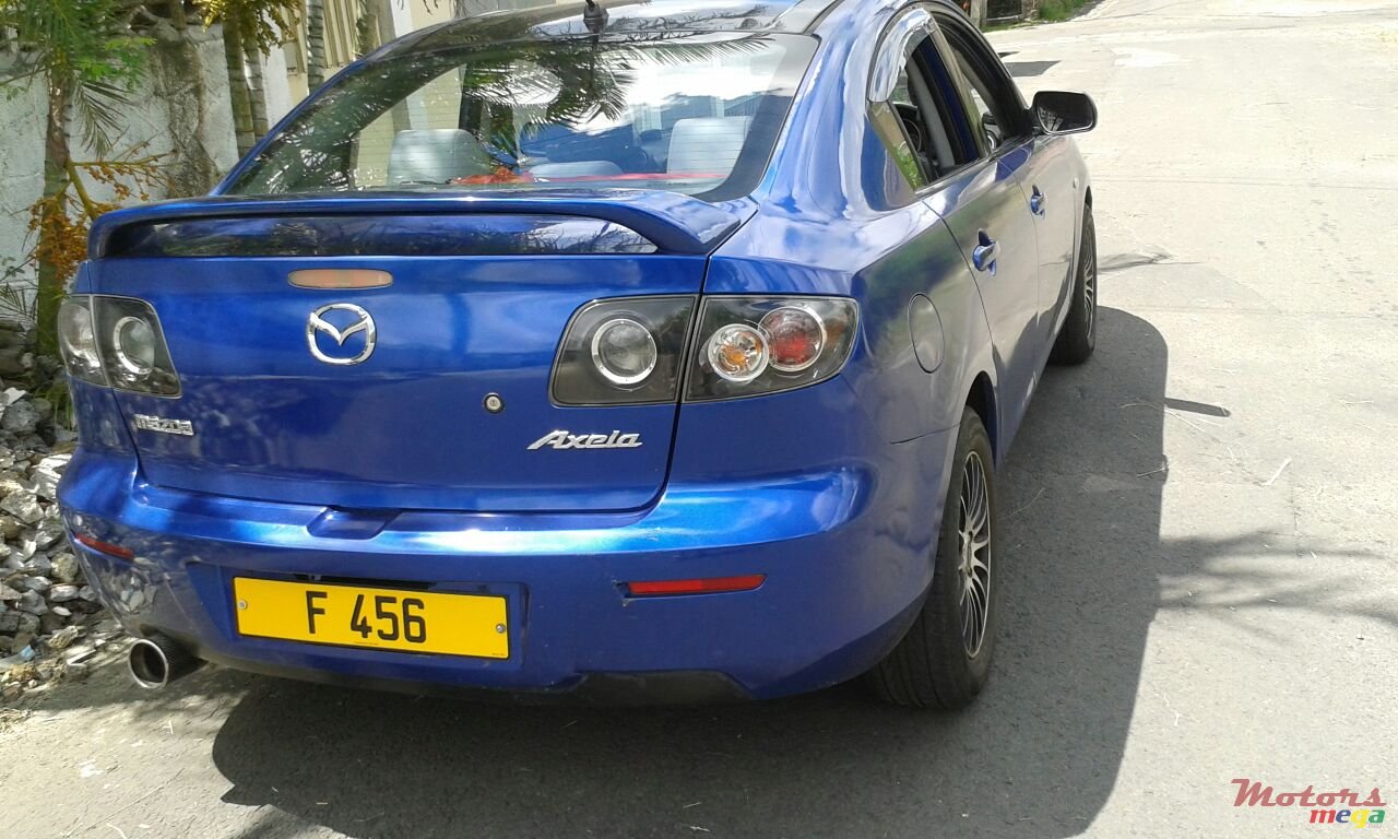 2007' Mazda Axela photo #7