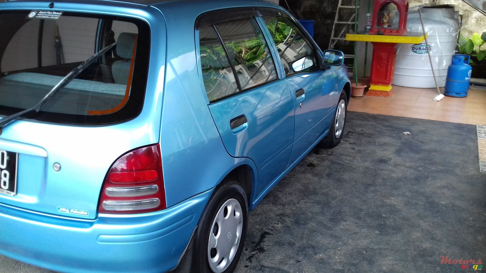 1998' Toyota Starlet photo #2