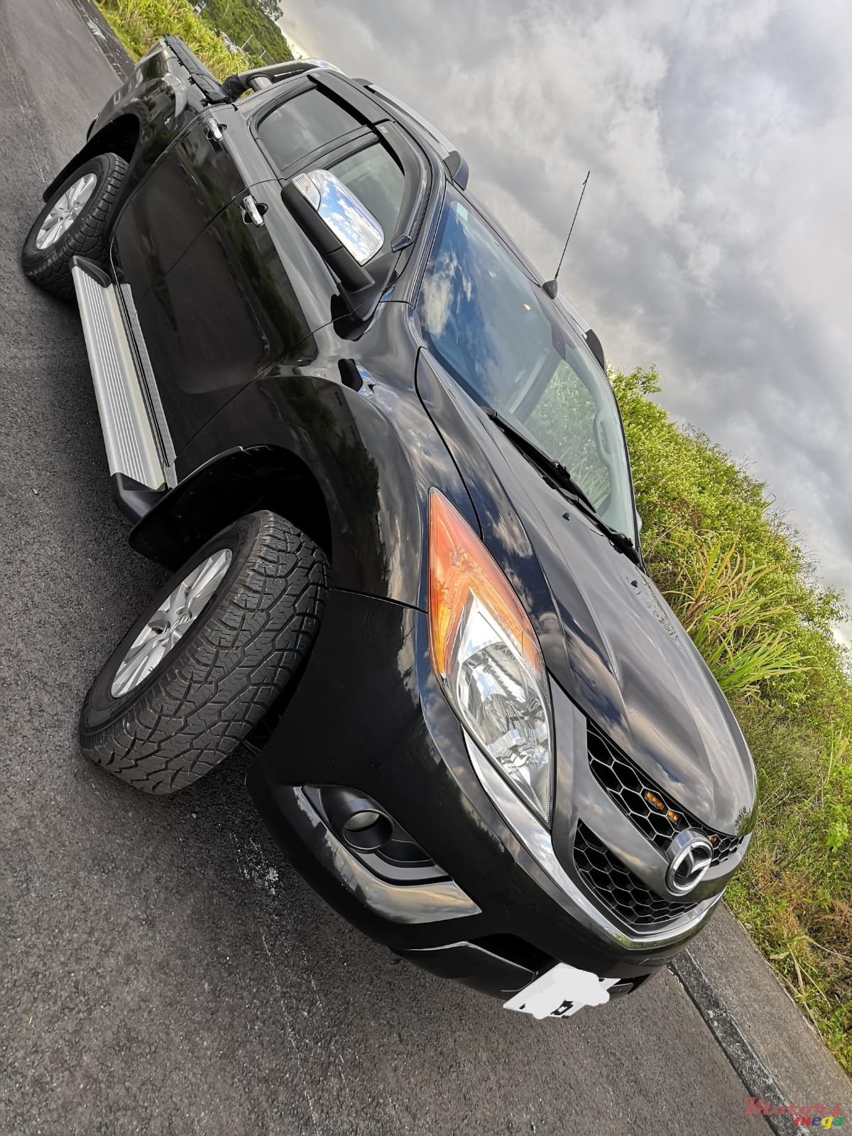 2015' Mazda BT-50 Automatic 4x4 3.2 photo #2