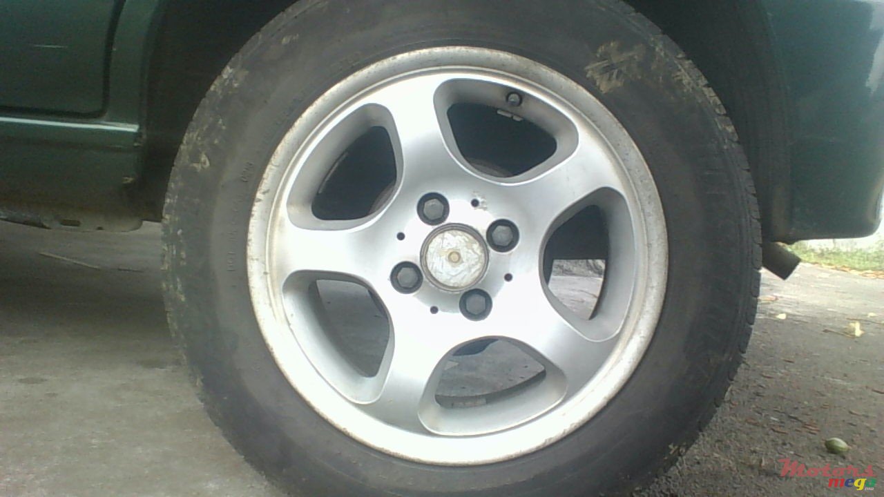 1998' Renault Clio photo #3