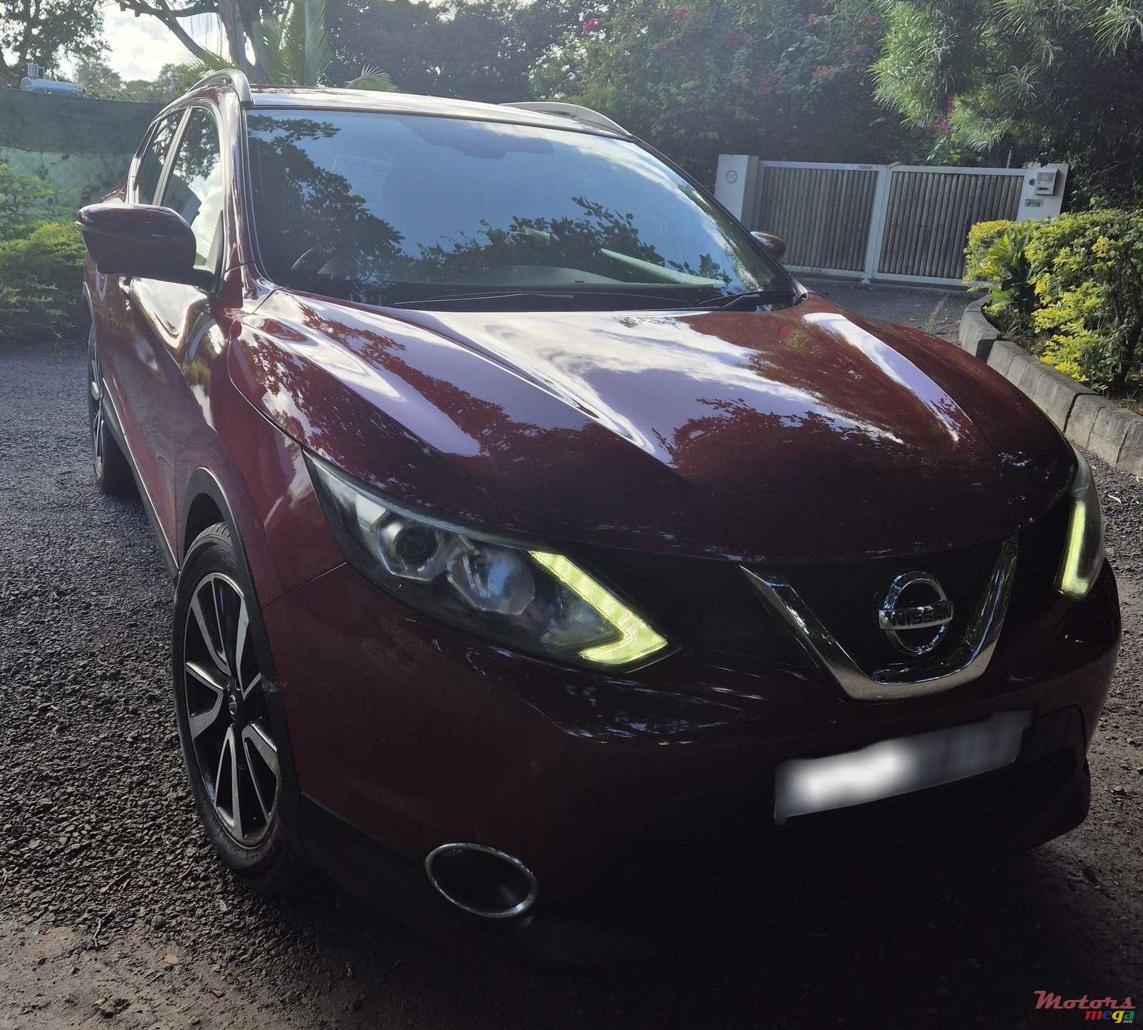 2015' Nissan Qashqai photo #1