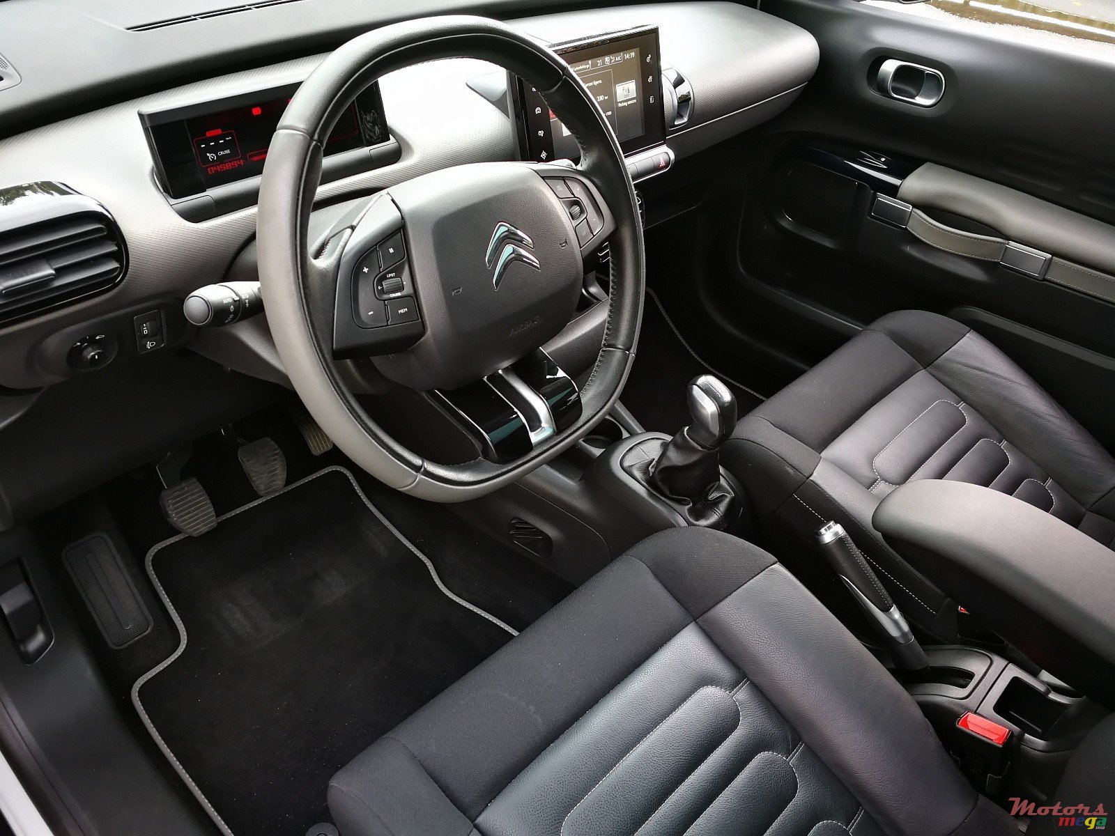 2014' Citroen C4 C4 CACTUS photo #5