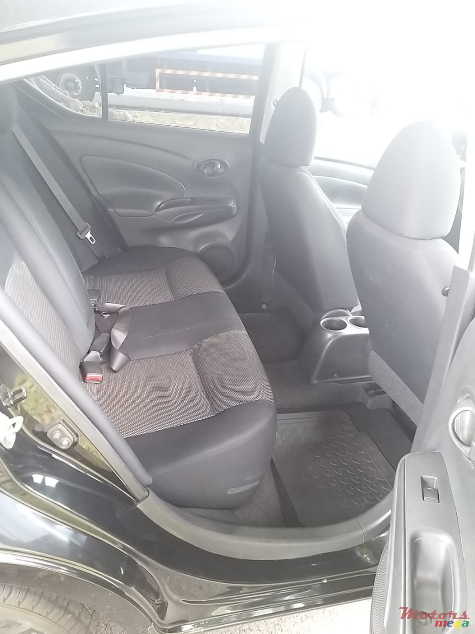 2014' Nissan Almera photo #7