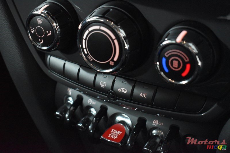 2018' MINI One photo #5