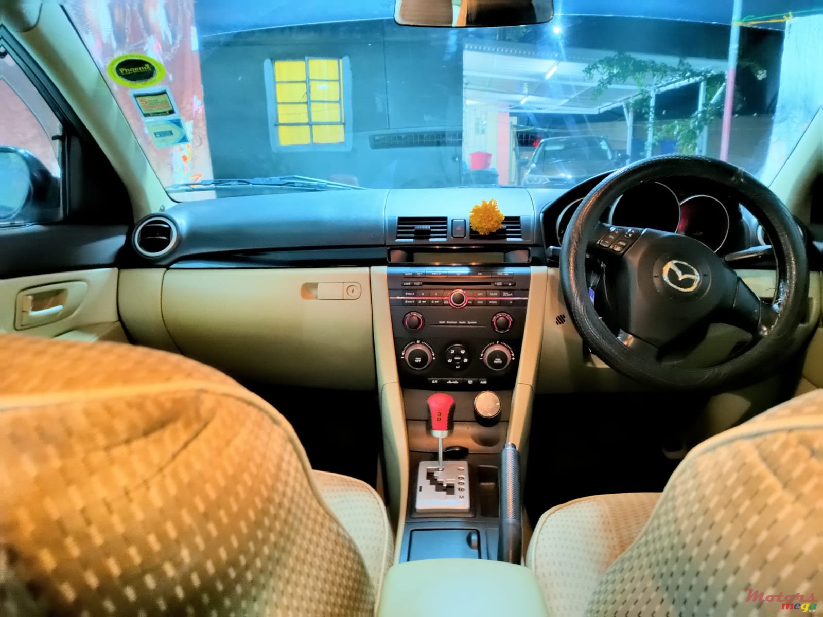 2004' Mazda 3 photo #5