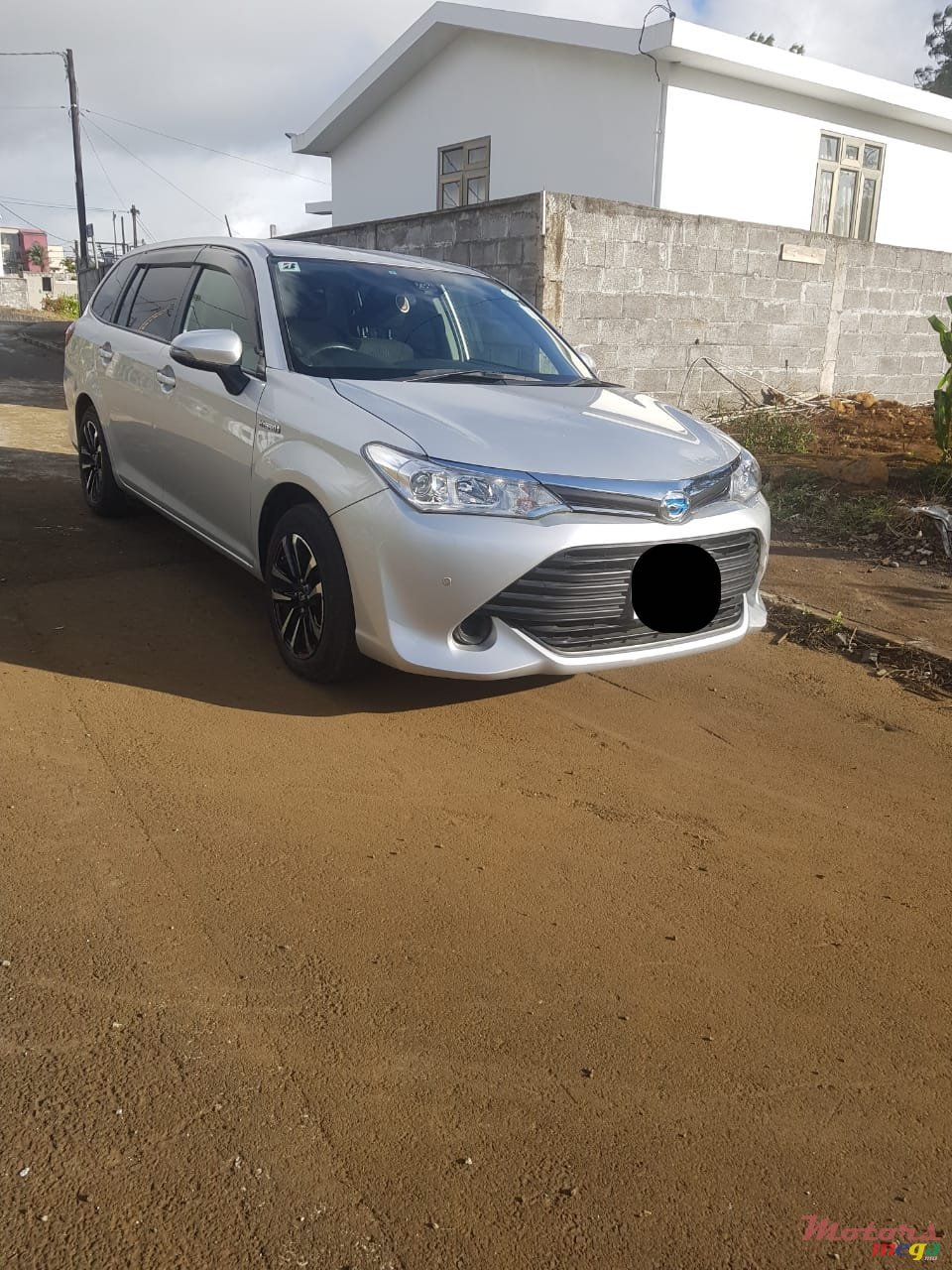 2016' Toyota Fielder photo #4