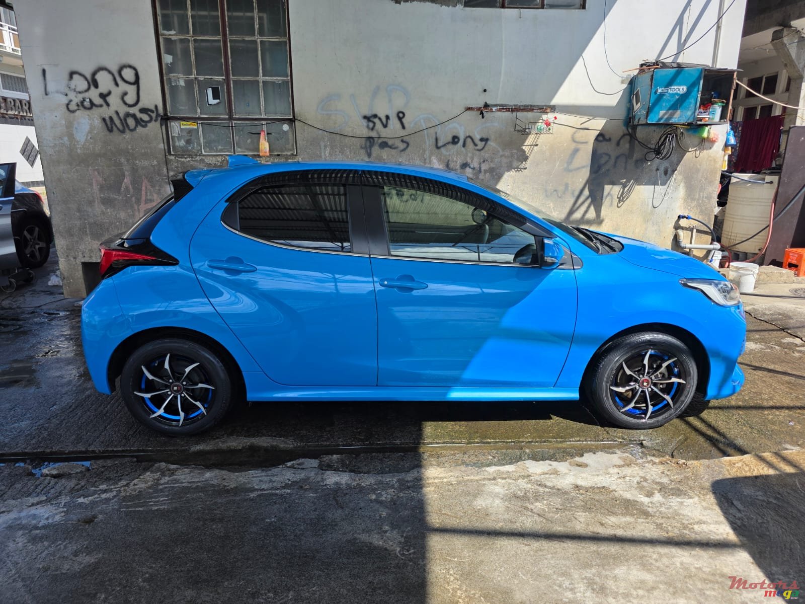 2021' Toyota Yaris photo #5