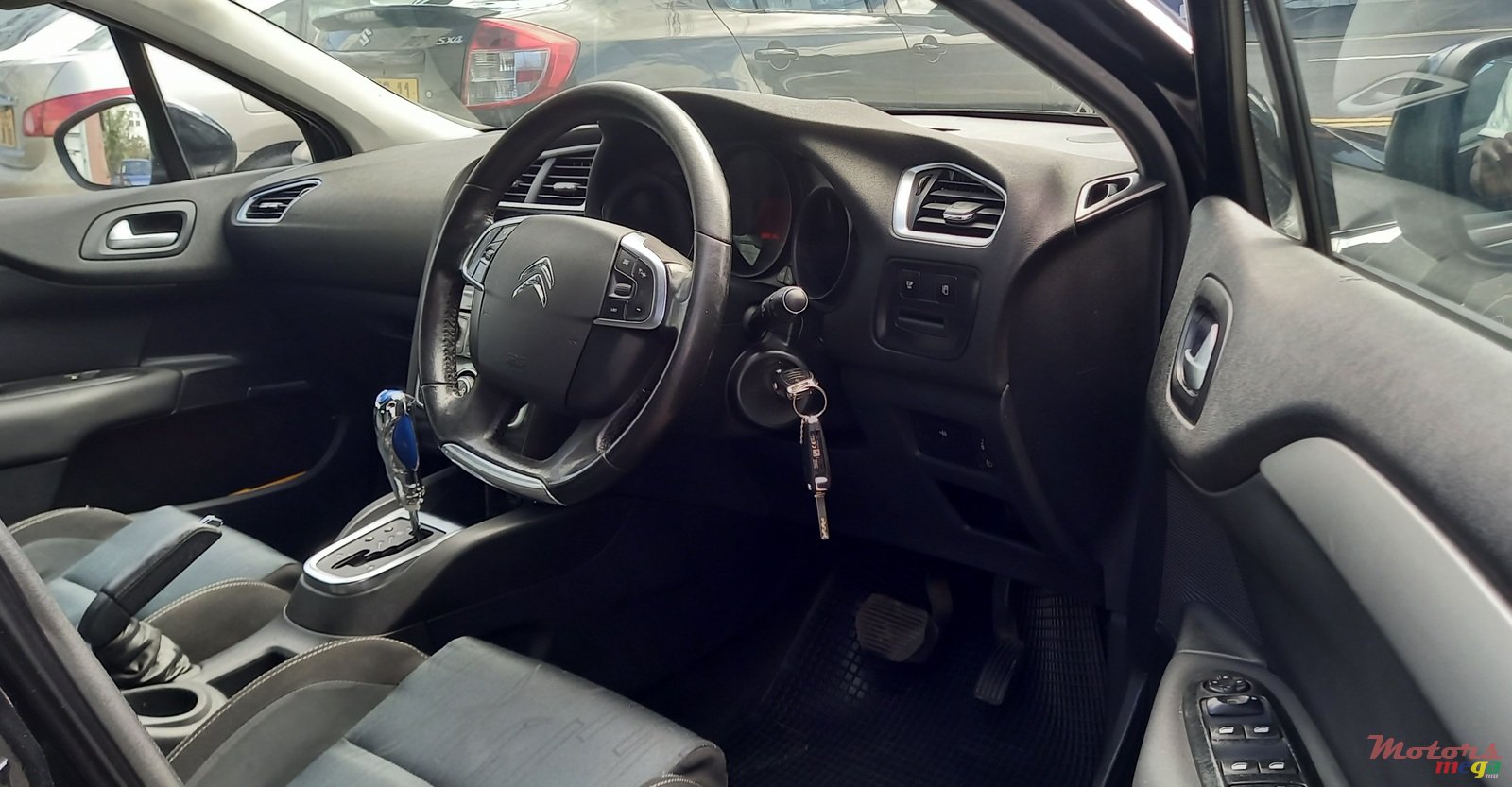 2007' Citroen C4 photo #5