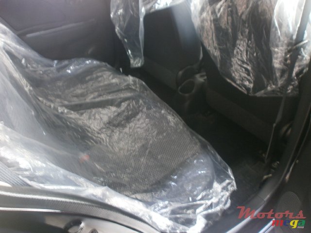 2015' Nissan March K13 photo #5