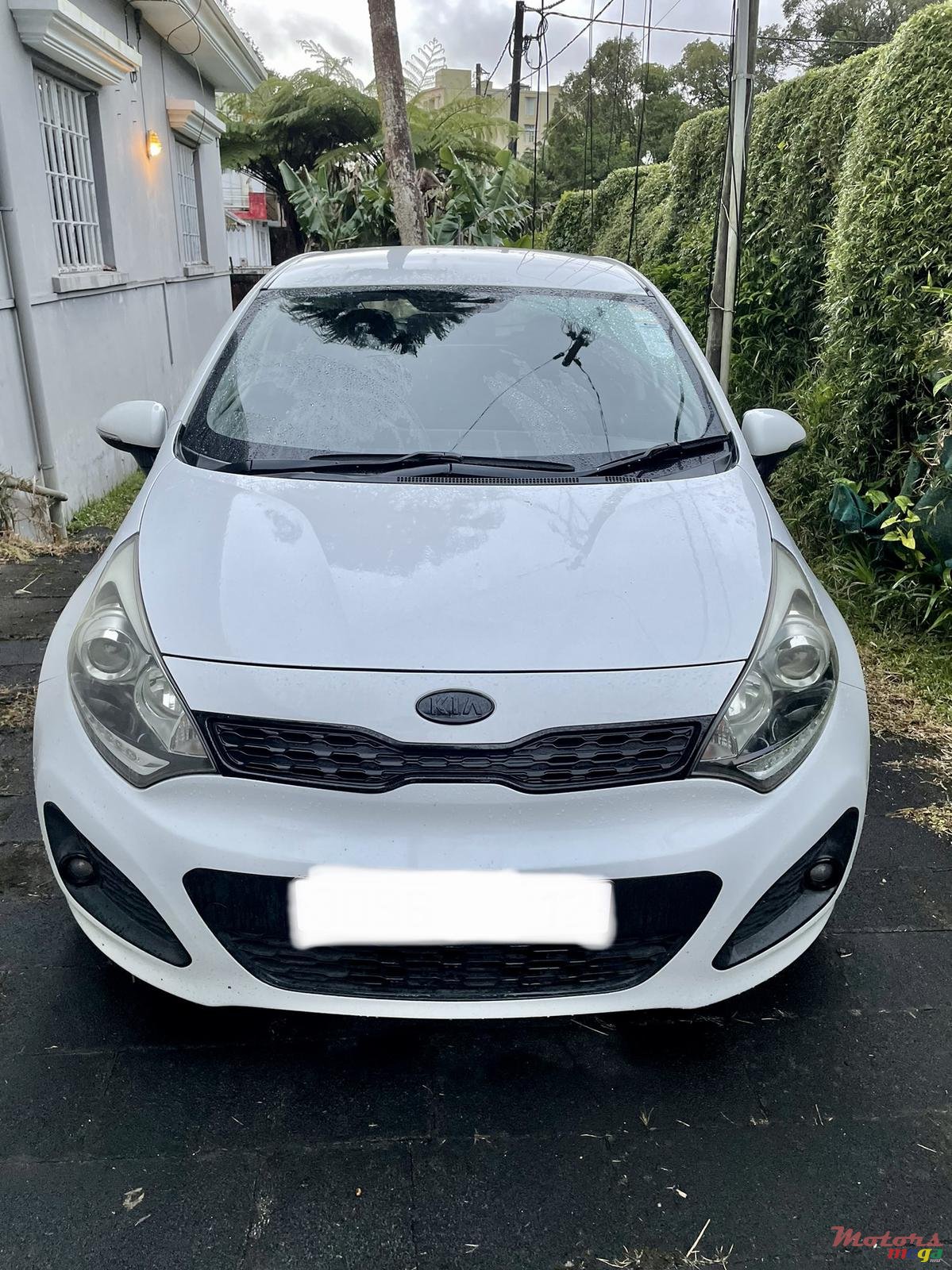 2012' Kia Rio5 photo #1