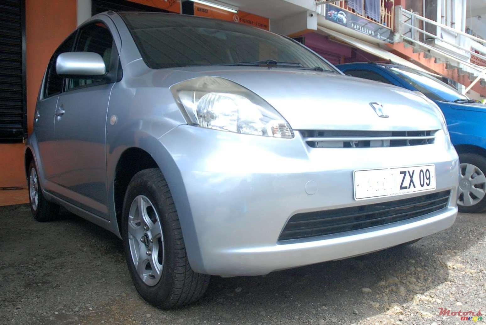 2009' Toyota PASSO JAPAN photo #2