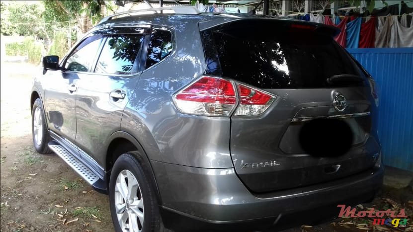 2014' Nissan X-Trail photo #5