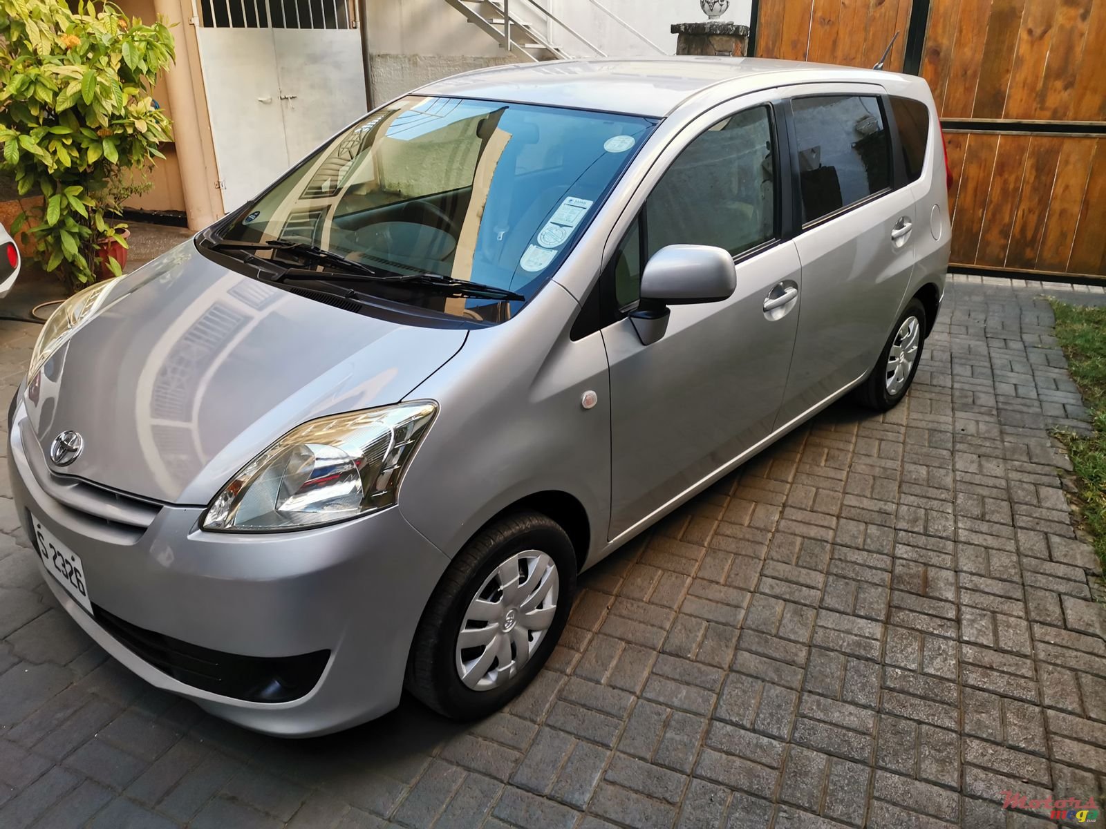 2010' Toyota Passo photo #3