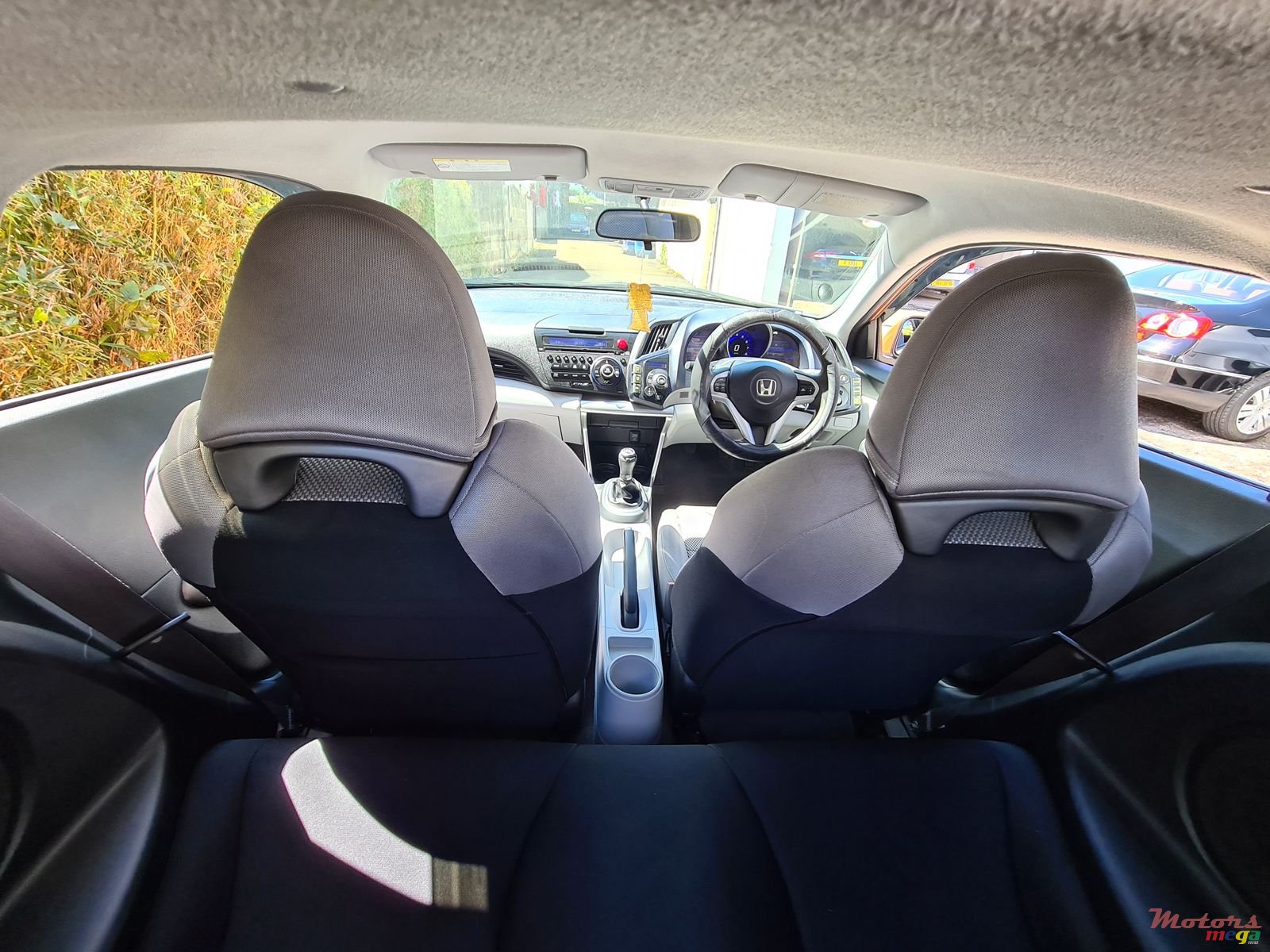 2011' Honda CR-Z photo #7