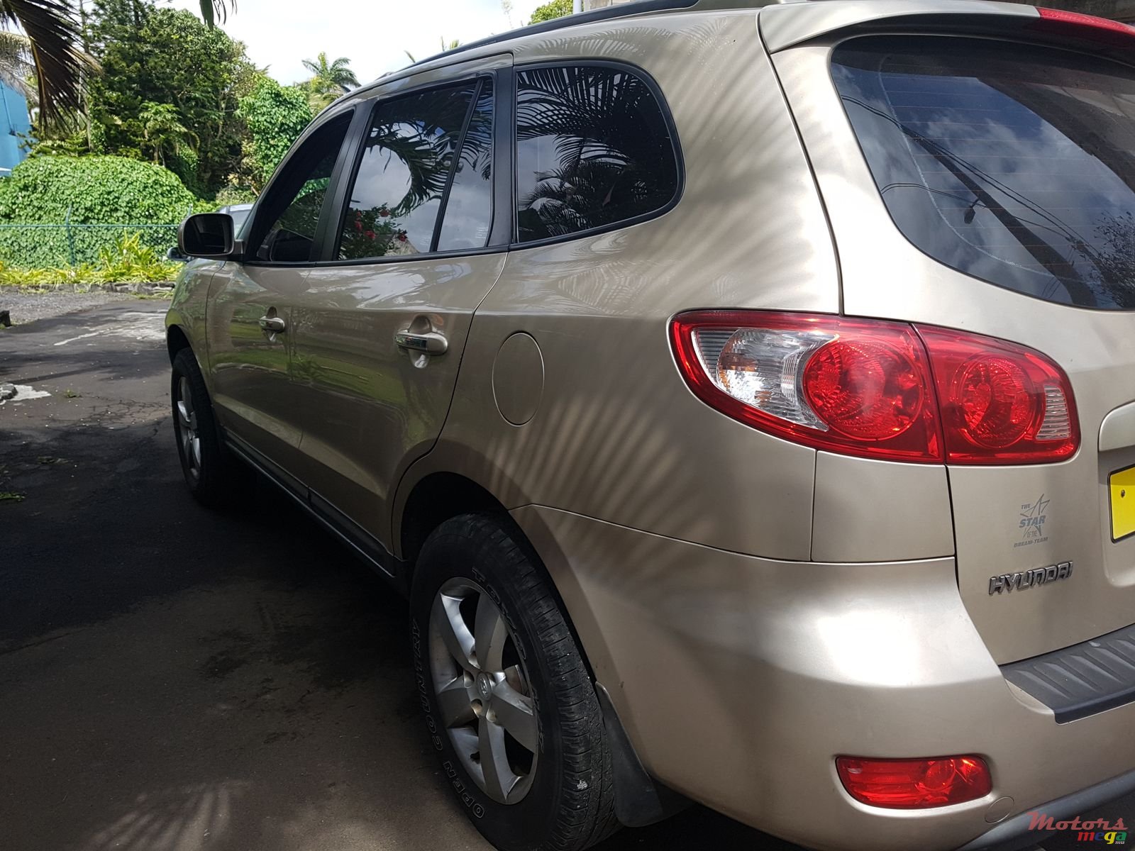 2006' Hyundai Santa Fe photo #3